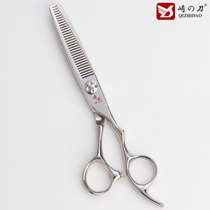 Set de <span class=keywords><strong>Tijeras</strong></span> Profesionales de Peluquería Japonesas 440C <span class=keywords><strong>Tijeras</strong></span> de Barbero para <span class=keywords><strong>Cortar</strong></span> y Entresacar el Cabello - Product Image 3