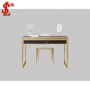 Vetrina Espositiva di Lusso per Gioielleria, Mobile in Vetro di Alta Gamma con Finitura Effetto Legno e Acciaio Inossidabile - Product Image 6