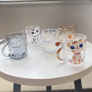 Adorável Presente De Natal Novidade Bonito Gato Em Forma 3D Dos Desenhos Animados Kawaii Crianças Água Anime Copos Caneca De Café De Vidro com Punho De Coelho