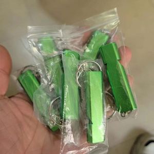 Biểu Tượng Tùy Chỉnh Người Bán Tốt Nhất Bán Buôn An Toàn Còi Ngoài Trời Kim Loại Khẩn Cấp Survival Còi Với Keychain - Product Image 3