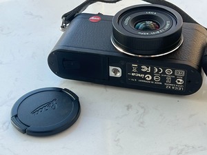 Appareils photo reflex numériques d'occasion <span class=keywords><strong>Leica</strong></span> X2 APS-C CMOS 16,2 MP à <span class=keywords><strong>prix</strong></span> de gros avec carte SD - Product Image 3