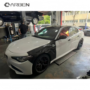 Nuovi Parafanghi Anteriori in Fibra di Carbonio Stile GTAm per <span class=keywords><strong>Alfa</strong></span> Romeo Giulia. Aggiornamento Facelift di Alta Qualità Bolt-On Forgiato a Nido d'Ape - Product Image 3
