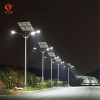 Vente chaude tout en deux split Type lampadaire solaire avec le coût extérieur d'un panneau d'énergie alimenté par LED éclairage Mrp étanche