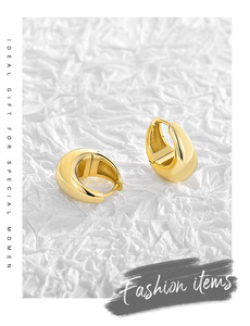 2024 Trendy 14k PVD Gold Plated Brass Alloy Chunky Hoop Earrings Channel Setting Religious Number Pattern Gift Women's Party - Product Image 4