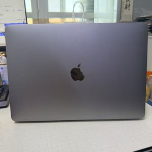 Intel Usado para <span class=keywords><strong>Pro</strong></span> 2020 A2289, 8GB RAM, 256GB SSD, Pantalla de <span class=keywords><strong>13</strong></span> Pulgadas, Grado A+, Alta Calidad, Color Gris Senior - Product Image 5
