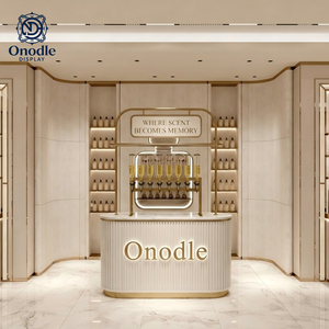 Étagères d'Affichage <span class=keywords><strong>de</strong></span> Parfums Sur Mesure Meubles Vitrine LED | Conception et Décoration d'Intérieur <span class=keywords><strong>de</strong></span> Magasin <span class=keywords><strong>de</strong></span> Parfums Clé en Main Support <span class=keywords><strong>de</strong></span> Présentation <span class=keywords><strong>de</strong></span> Parfums - Product Image 1
