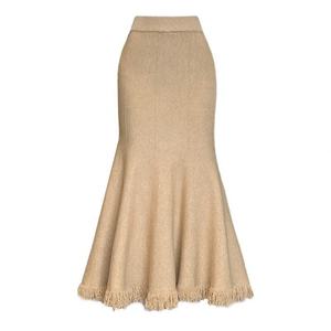 Vestido de suéter de diseño sexy y a la moda, top corto sin tirantes, falda larga amarilla de punto acanalado de cintura alta con mezcla de lana - Product Image 4