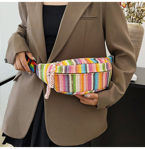 Mode Simple extérieur petit mignon ceinture <span class=keywords><strong>sac</strong></span> <span class=keywords><strong>de</strong></span> <span class=keywords><strong>sport</strong></span> arc-en-ciel couleur paille tressé Fanny Pack femmes taille <span class=keywords><strong>sac</strong></span> - Product Image 4