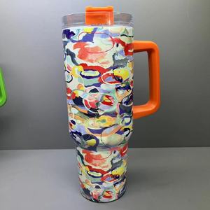 Mug de voyage isotherme en acier inoxydable de 40 oz, style sport, avec poignée et couvercle, imprimé léopard multicolore, pour utilisation en voiture - Product Image 4