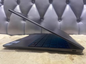 Portátil Huawei <span class=keywords><strong>MateBook</strong></span> <span class=keywords><strong>13</strong></span>, Intel <span class=keywords><strong>I5</strong></span>, 8GB RAM, Almacenamiento SSD, Windows 10, Pantalla 2K 3:2, Enchufe Estadounidense, Ligero, para Oficina - Product Image 5
