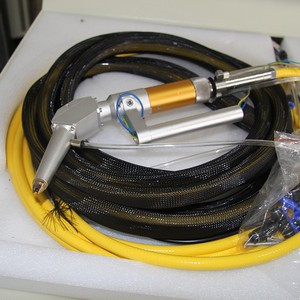 Máquina de Soldadura de Fibra Óptica con Pantalla Táctil, Alimentación Automática de Doble Hilo, Corte y Limpieza 3 en 1, Láser de Fibra - Product Image 3