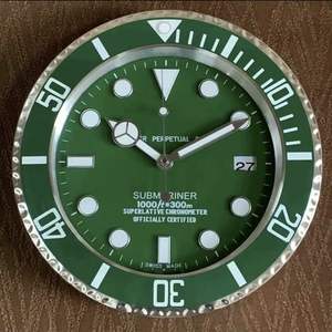 Reloj de Pared de Estilo Nórdico, Decoración de Pared de Metal Dorado Grande, Moderno, de Una Sola Cara, con Calendario de Cuarzo y Pantalla de Radio <span class=keywords><strong>para</strong></span> Sala de Estar - Product Image 6