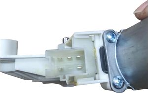 <span class=keywords><strong>Moteur</strong></span> de lève-<span class=keywords><strong>vitre</strong></span> pour <span class=keywords><strong>Mercedes</strong></span>-Benz <span class=keywords><strong>Classe</strong></span> <span class=keywords><strong>A</strong></span>, <span class=keywords><strong>Classe</strong></span> B, GLA-180/200/260 (2012-2019) A2469065200 5 broches avant droit - Product Image 4