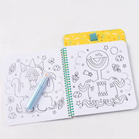 Livre de coloriage personnalisé avec tampon magique et 3 marqueurs – Jouet de peinture graffiti pour enfants pour le jeu artistique et l'apprentissage