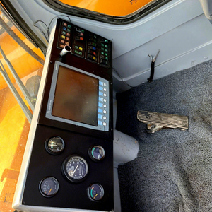 מנוף 100 טון QY100K QY705035 מנוף נייד משומש קטן/גדול לייצוא גובה 5000 מטר ממקור סין מותג משאבה דניסון שנת 2021 - Product Image 5