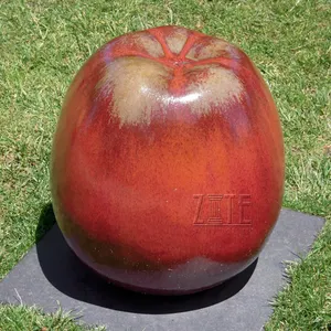 Levensgrote Kunst Metalen Bronzen Vogel Die Op Appelsculptuur Staat