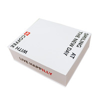 Boîte-cadeau de luxe personnalisée rouge Noël Pâques Chocolat Thé Café Bougie Emballage en papier imprimé avec feuille d'or et gaufrage