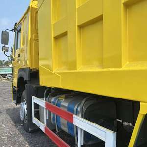 รถบรรทุกซิโนทรัค HOWO 6x4 พวงมาลัยซ้าย รถดัมพ์หนัก 371 แรงม้า เครื่องยนต์ดีเซล Weichai เกียร์ธรรมดา ยูโร 2 ความจุ 31-40 ตัน - Product Image 3