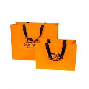 Bolsas de Papel Reciclables de Lujo Premium con Asas de Cinta Gris, Impresas Personalizadas y Hechas a Mano para Ropa, Zapatos y Empaque de Compras - Product Image 5