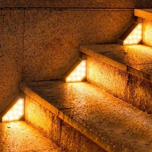 Blanco cálido triángulo patio impermeable <span class=keywords><strong>pie</strong></span> Pedal pasarela luz <span class=keywords><strong>Solar</strong></span> Led escalera paso esquina luz noche Sensor lámpara al aire libre - Product Image 1