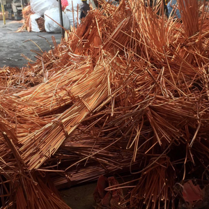 Déchets de fil de cuivre rouge à vendre en vrac, pureté élevée de 99,9 %, avec services de découpe et de soudage, et de bonne qualité - Product Image 2