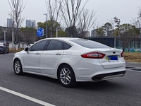 Ford Mondeo 2013 1.5L GTDi180 Edición Fashion Diseño Aston Martin 181HP EcoBoost Sedán Mediano Espacioso Listo para Exportar