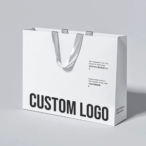 Sacchetto regalo cosmetico con Logo personalizzato a buon mercato per lo Shopping di lusso bianco sacchetti di carta in cartone con manico a nastro - Product Image 1