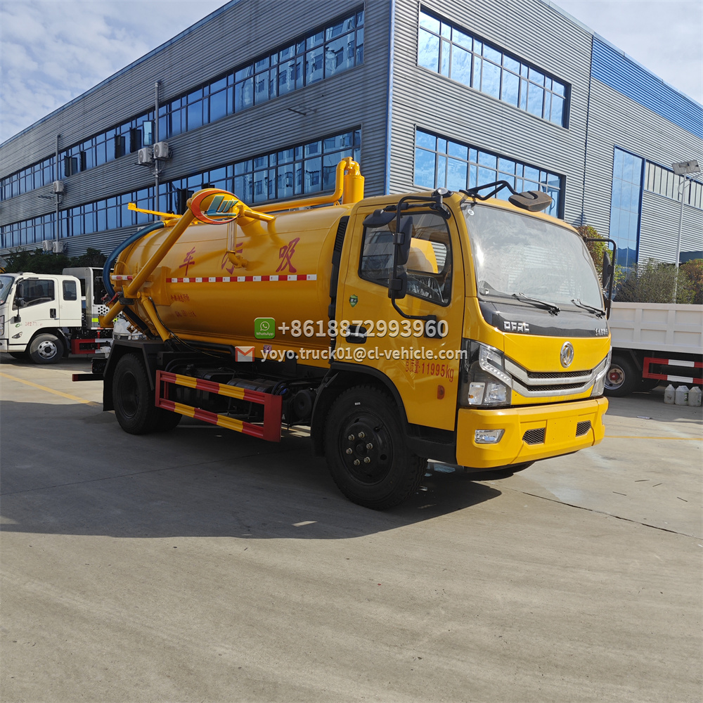 High Quality Dongfeng 4*2 Vacuum Sewage Suction Truck Manual Transmission Vacuum Truck Price Cheap Sewer Vacuum Tank Truck