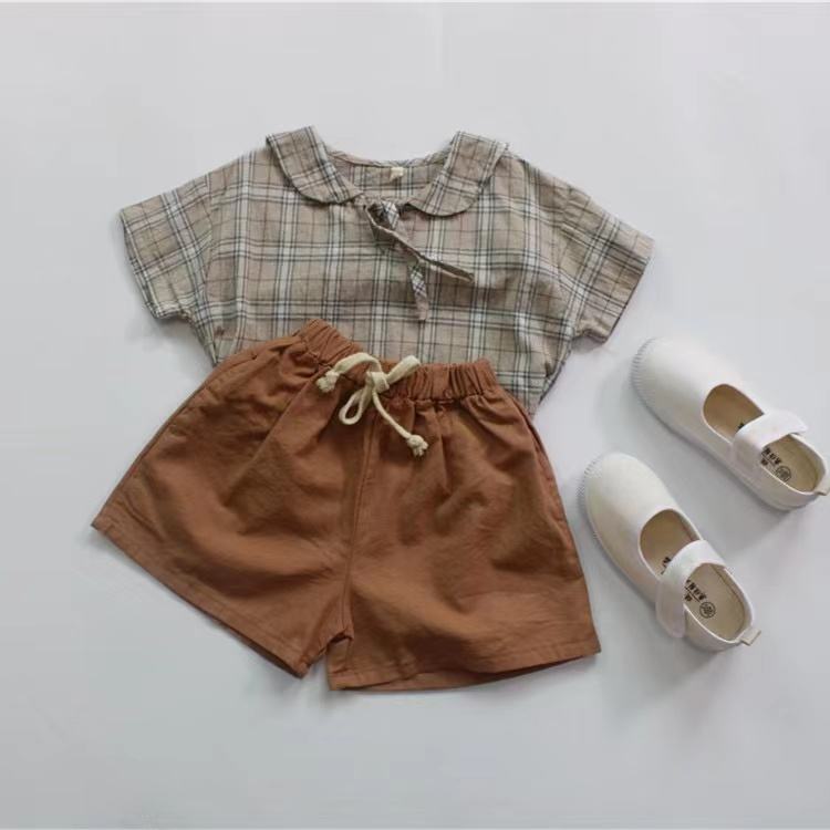 สีน้ำตาล