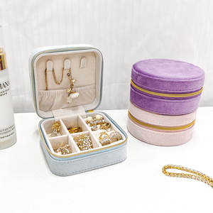 Estuche de Lujo para Joyería al por Mayor, Caja de Joyería de Terciopelo de Alta Calidad, Caja de Joyería de Viaje con Logotipo Personalizado - Product Image 4