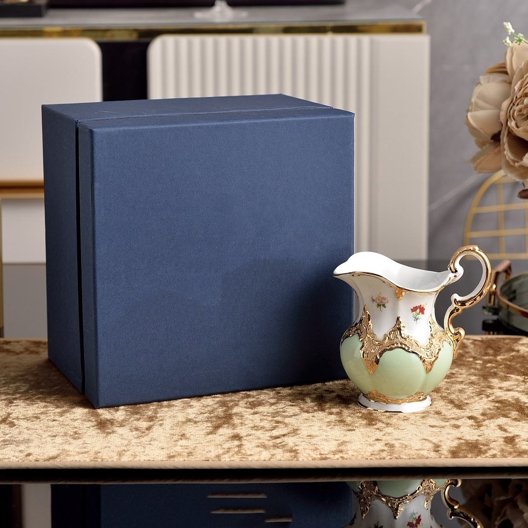 หม้อต้มนมสีเขียว