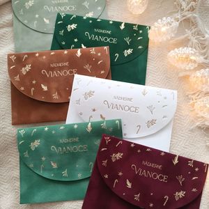 Sobre Navideño de Terciopelo Personalizado con Estampado de Piñas, Bastones de Caramelo y Estrellas en Dorado, Tarjeta Festiva - Product Image 6