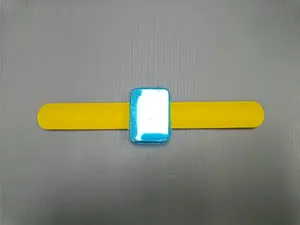 Custom Logo Naaien Speldenkussen Houder Haar Clip Magnetische Armband Polsband Band Hairstyling Siliconen Polsbandje