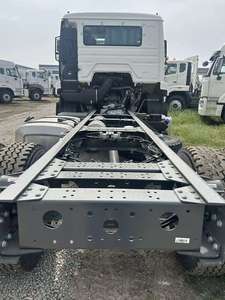Camión Tractor HOWO NX 4x2 de Buena Calidad a Bajo Precio - Product Image 3