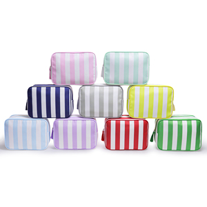 Pochette cosmétique personnalisable DIY avec fermeture éclair à pompons rayés, réutilisable, imperméable, portable et pliable pour femmes et filles – Idéale pour l'été - Product Image 5