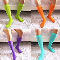 Chaussettes mi-hautes unies ultra-fines en nylon à compression pour hommes, personnalisables en gros, idéales pour le style business décontracté