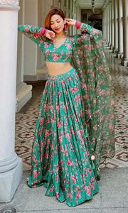 Lehenga Choli en Georgette à Paillettes Moderne et Très Demandé pour Femmes, Tenue de Soirée, Emballage Personnalisé Disponible pour l'Exportation - Product Image 4