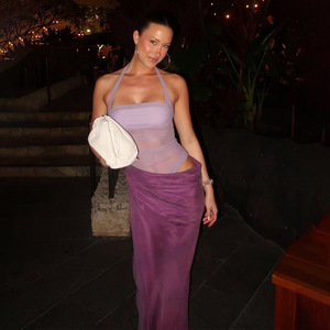 Robe longue en satin à col halter, taille naturelle, dos nu, sans manches, transparente, pour soirée - Product Image 3