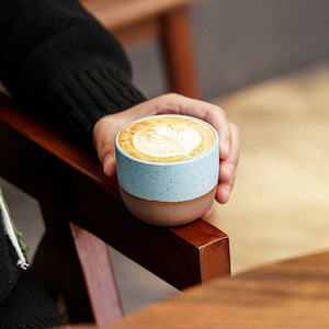 แก้วกาแฟเซรามิกสโตนแวร์เคลือบด้านทำมือ สไตล์เรโทรหรูหราแบบวินเทจ รับทำโลโก้ สำหรับใช้ในบ้าน บาร์ และร้านกาแฟ - Product Image 3