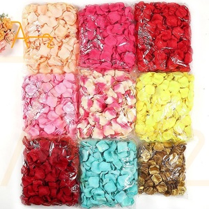 กลีบดอกไม้ประดิษฐ์สำหรับตกแต่งงานแต่งงานช่อดอกไม้สีชมพูสีขาวกลีบดอกกุหลาบประดิษฐ์ - Product Image 1