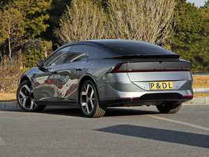 XPENG P7+ Plus Berline EV 325KM 615KM 685KM 725KM REEV Voitures d'<span class=keywords><strong>occasion</strong></span> Chine Voitures électriques Titre propre Faible kilométrage 2025 2024 2023 - Product Image 5