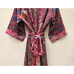 Bata Larga de Seda Hecha a Mano, Kimono de Lujo Vintage, Bata de Baño, Kimono de Sari Reciclado, Ropa de Dormir Étnica, Bata Larga Elástica - Product Image 2