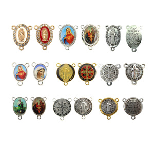 Colgante <span class=keywords><strong>de</strong></span> rosa, accesorios <span class=keywords><strong>de</strong></span> medallón, accesorios triangulares <span class=keywords><strong>de</strong></span> madera <span class=keywords><strong>de</strong></span> Jesús, abalorio católico, Rosario <span class=keywords><strong>de</strong></span> oración religiosa, conector Manual DIY - Product Image 1