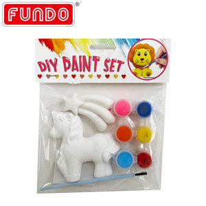 Juego de pintura de yeso DIY Kit de artes y manualidades para niñas y niños Regalo artesanal de yeso para niños - Product Image 1