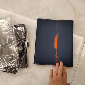 Carnet à anneaux A5 en cuir PU personnalisé avec logo, rechargeable, avec emplacements pour cartes, attache pour stylo, pour bureau, papier 100 g/m², à feuilles mobiles, avec boucle - Product Image 4
