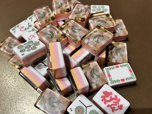 Juego de Fichas de Mahjong de Plástico Personalizadas, Piezas Decorativas con Diseño Floral, Accesorios de Juego para Club o Salón - Product Image 3
