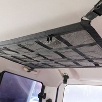 Sac en filet à fermeture éclair réglable en polyester pour l'intérieur Organisateur universel d'articles divers de qualité supérieure Divertissement sur le toit du plafond de la voiture