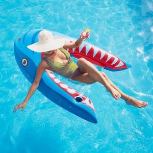 Fauteuil gonflable en PVC pour adulte en forme de requin avec porte-gobelet 53x42 pouces, personnalisable pour la sieste au bord de la piscine ou l'utilisation comme radeau de natation - Product Image 5