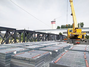 Prix standard Plaque <span class=keywords><strong>de</strong></span> grille en acier galvanisé Étape <span class=keywords><strong>de</strong></span> caillebotis en acier <span class=keywords><strong>de</strong></span> sécurité <span class=keywords><strong>Treillis</strong></span> <span class=keywords><strong>de</strong></span> cadre en acier - Product Image 5