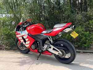 <span class=keywords><strong>Moto</strong></span> da Corsa Usata Honda CBR600RR 599cc 4 Cilindri in Linea Supersport Tecnologia MotoGP HRC Pronta per la <span class=keywords><strong>Gara</strong></span> Euro5 - Product Image 6